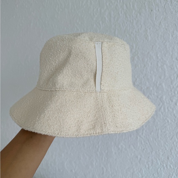 Helen Kaminski Texture-Finish Bucket Hat - Picture 2 of 7